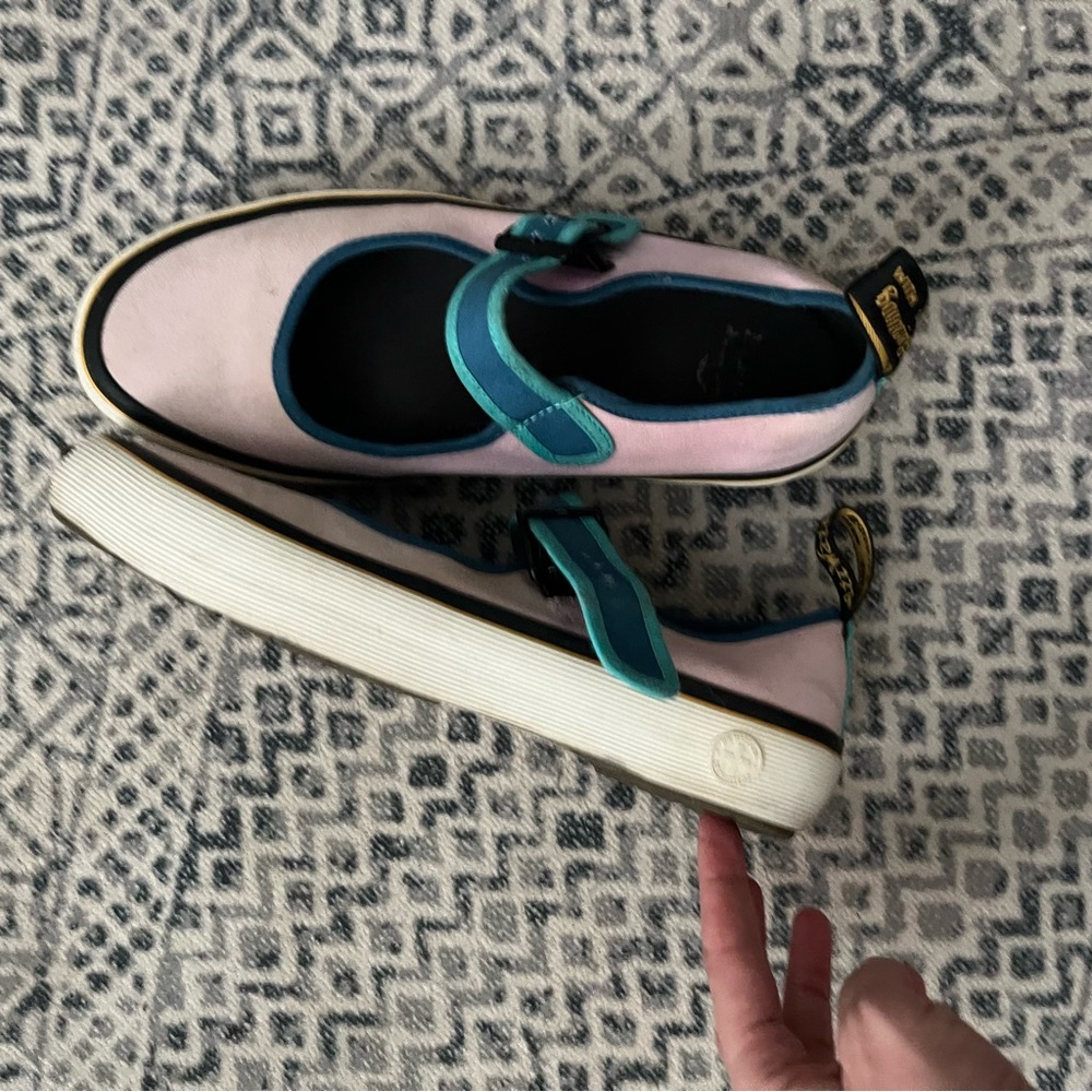 Dc. Marten Mary Jane